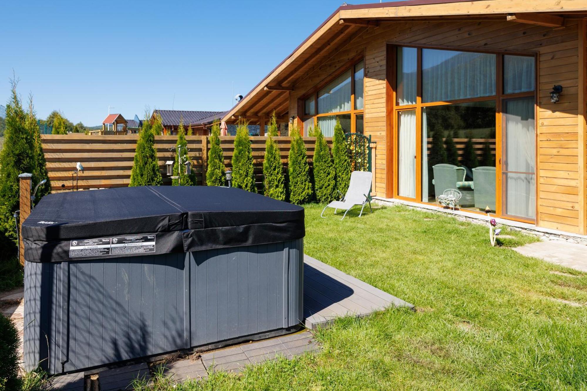 Mountain Aleksia- With Jacuzzi Villa