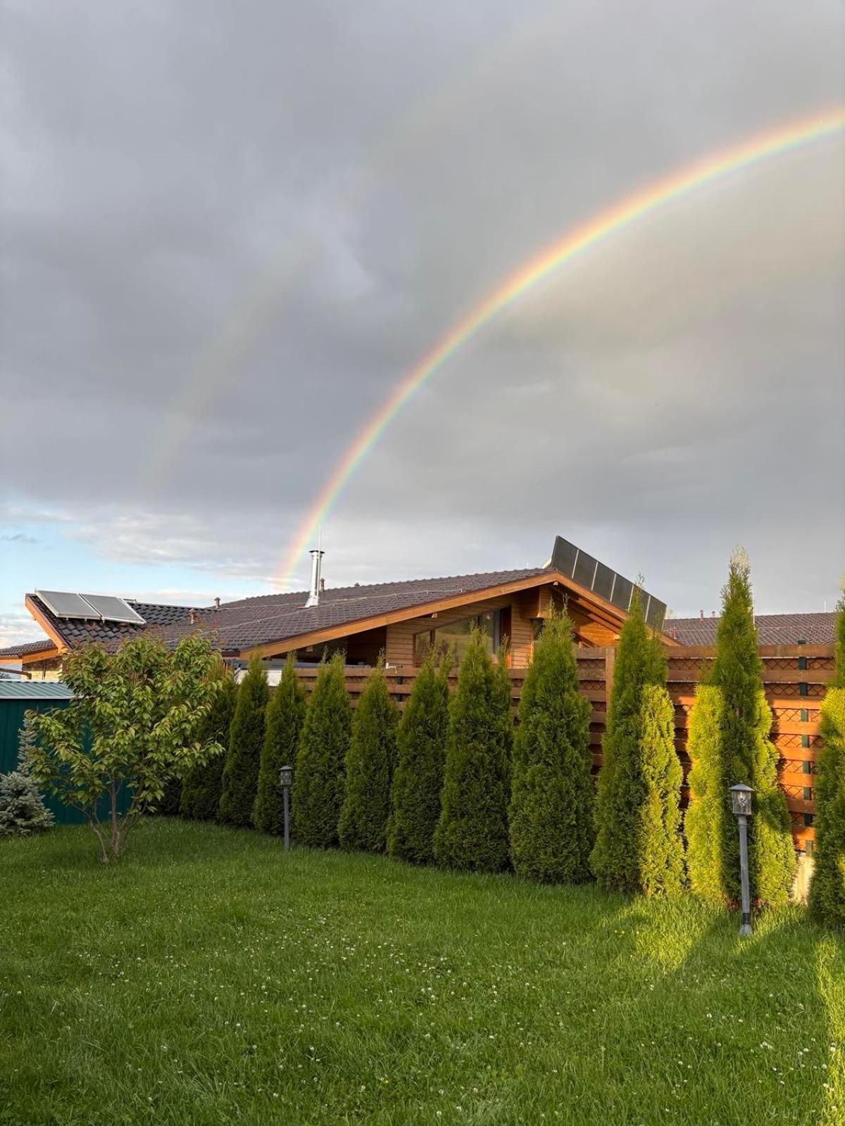 Villa Mountain Aleksia- With Jacuzzi Razlog